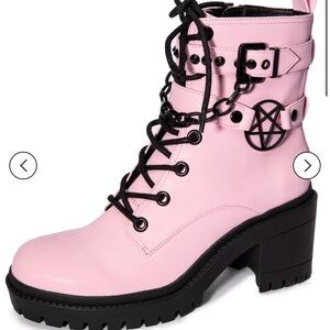 Women’s combat boots